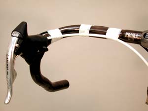 Фиксация тросиков на руле Фиксация тросиков на руле