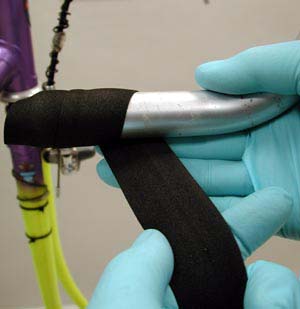 Самоклеящаяся сторона Самоклеящаяся сторона